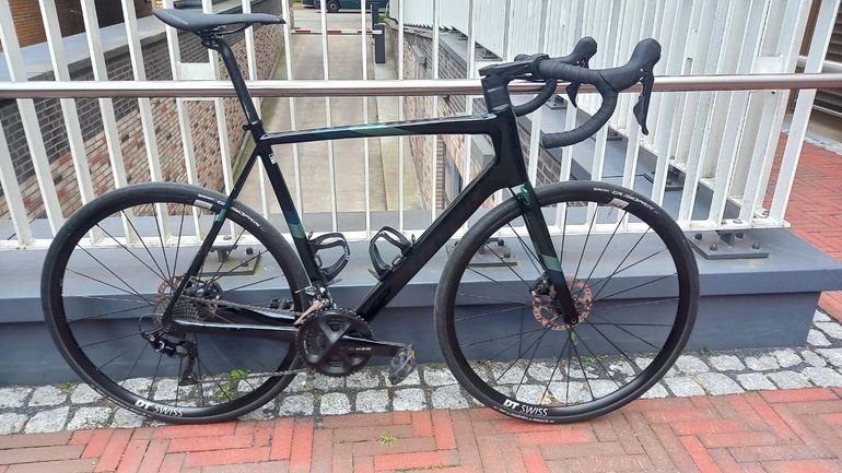 Used Stevens Izoard Shimano 105 2023 Road & Gravel, Black — image 10 of 11