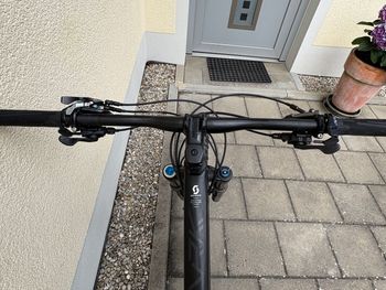 Used Scott Spark 700 Premium 2017 2017 Mountainbike, Black, 27.5 — image 11 of 12
