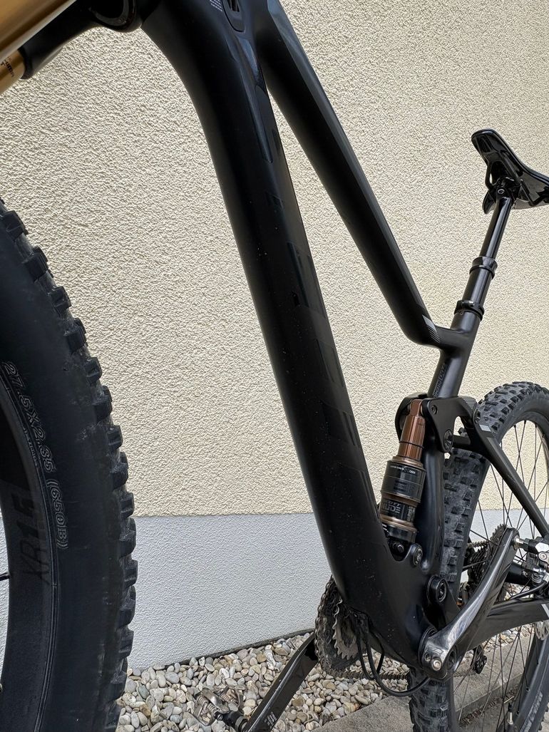 Used Scott Spark 700 Premium 2017 2017 Mountainbike, Black, 27.5 — image 8 of 12