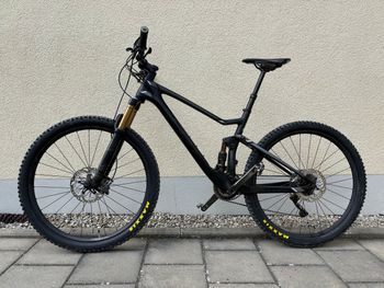 Used Scott Spark 700 Premium 2017 2017 Mountainbike, Black, 27.5 — image 5 of 12