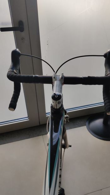 Used Bianchi 928 Carbon C2C (2009) 2009 Road & Gravel — image 8 of 9
