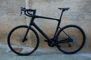 Used BMC Roadmachine TWO 2026 2026 Road & Gravel, Negro — image 7 of 13