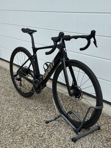 Giant Defy Advanced E+ Elite 1 2025 2025 Road & Gravel d'occasion — image 12 sur 17