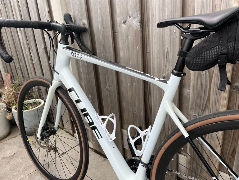 Used CUBE ATTAIN GTC RACE 2022 2022 Road & Gravel — image 7 of 10
