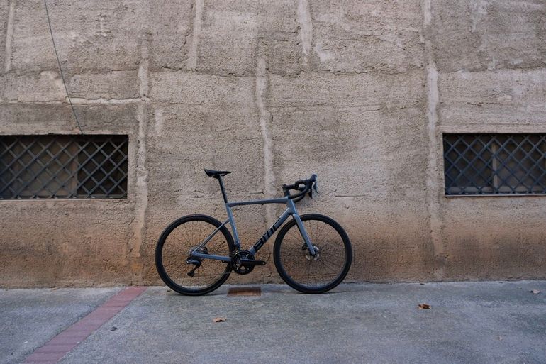 Used BMC Teammachine SLR TWO 2026 2026 Road & Gravel, Light Gray — image 2 of 14