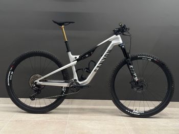 Canyon, Lux Trail CF 7 2024