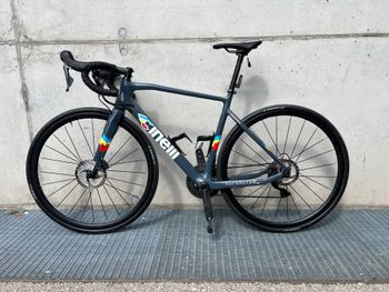 Used Cinelli Superstar Disc Ultegra 2022 2022 Road & Gravel — image 2 of 8