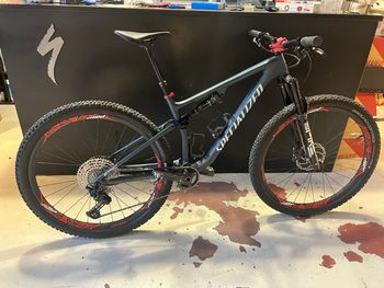 Used Specialized Epic Shimano SLX 2021 Mountainbike, Blue, 29 — image 10 of 12