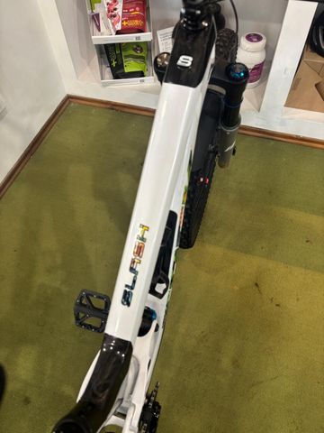 Używany Trek Slash SRAM GX 2023 Mountainbike — zdjęcie 8 z 10