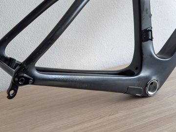 Used Pinarello F7 SRAM FORCE AXS 2023 Frameset 2023 Road & Gravel, Black — image 11 of 16