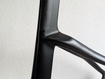 Used Pinarello F7 SRAM FORCE AXS 2023 Frameset 2023 Road & Gravel, Black — image 4 of 16