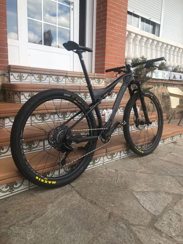 Orbea Oiz SRAM GX Eagle 2019 Mountainbike d'occasion — image 1 sur 3