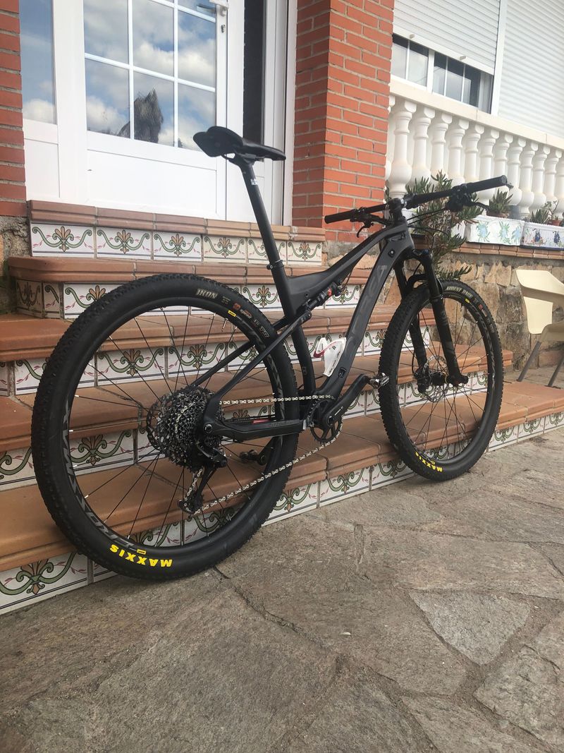 Orbea Oiz SRAM GX Eagle 2019 Mountainbike d'occasion — image 1 sur 3