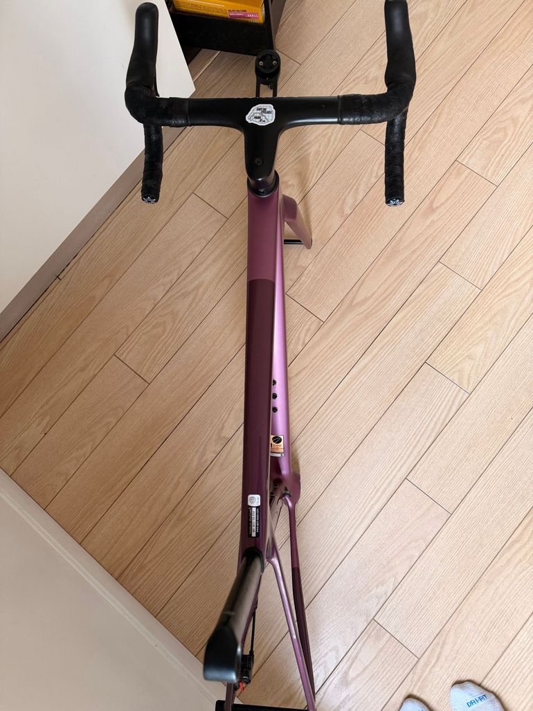 Used Canyon Ultimate CF SLX 8 Di2 2023 Frameset 2023 Road & Gravel — image 7 of 9