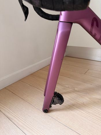 Used Canyon Ultimate CF SLX 8 Di2 2023 Frameset 2023 Road & Gravel — image 8 of 9