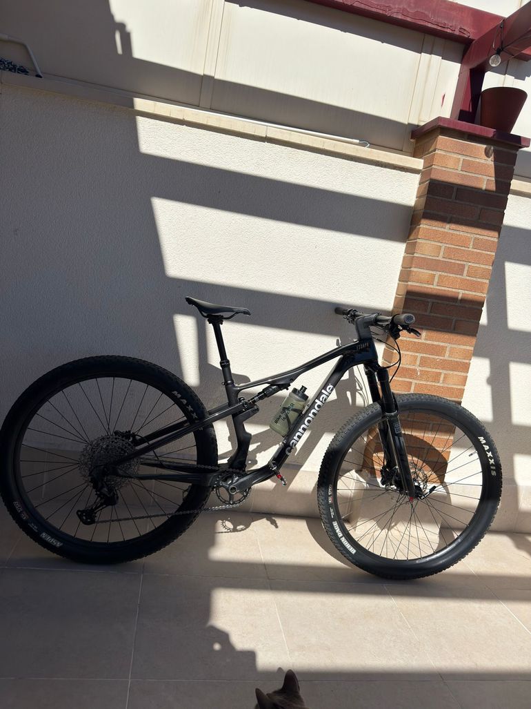 Used Cannondale Scalpel 4 2025 2025 Mountainbike, Negro — image 1 of 7