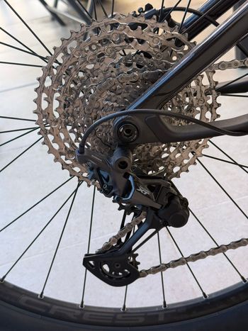 Used Cannondale Scalpel 4 2025 2025 Mountainbike, Negro — image 3 of 7
