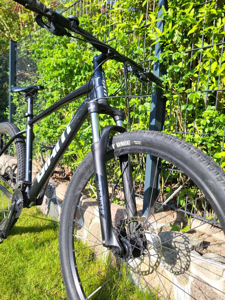 Used Giant Talon 3 2021 2021 Mountainbike, Schwarz, 27.5, 29 — image 3 of 12