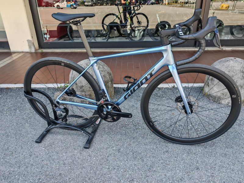 Used Custom Giant TCR Advanced 0 PC 2025 Road & Gravel