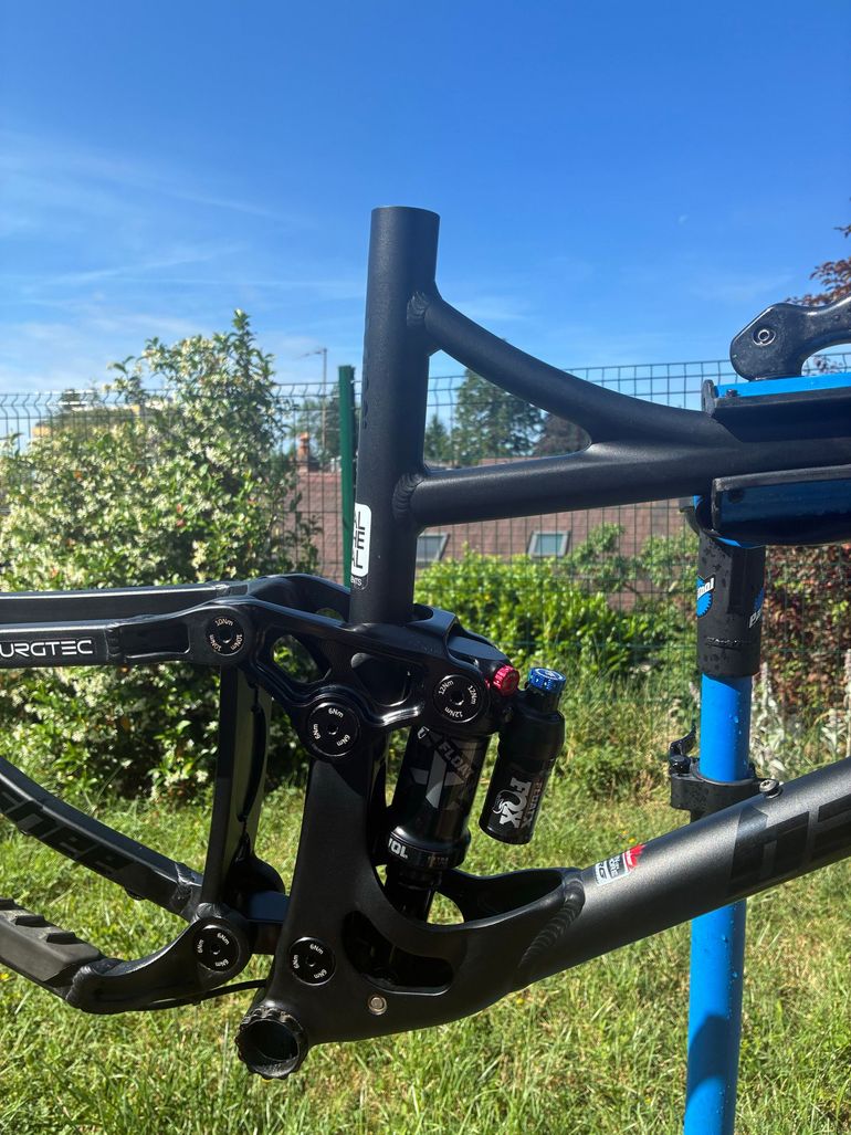 Used Banshee Phantom V3.2 Frame 2025 Frameset 2025 Mountainbike, Black, 29, 27.5 — image 3 of 22