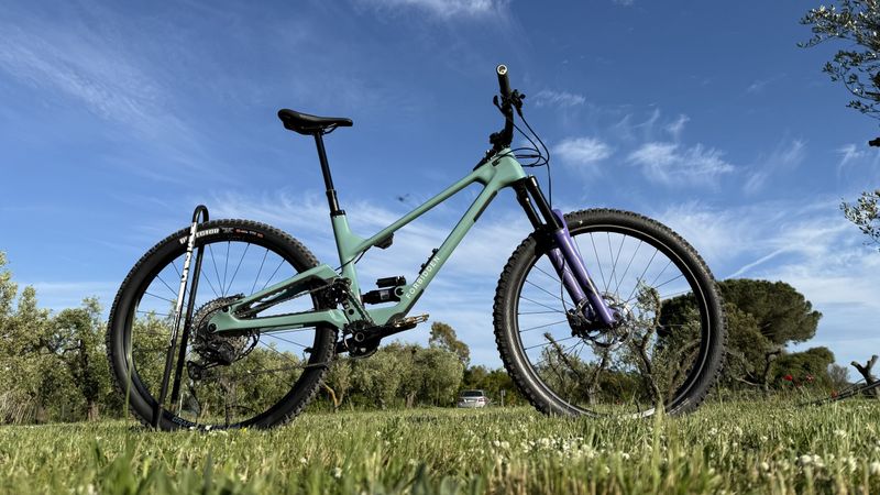 Brugt Forbidden Druid Shimano Deore XT 2023 Mountainbike — billede 11 af 12