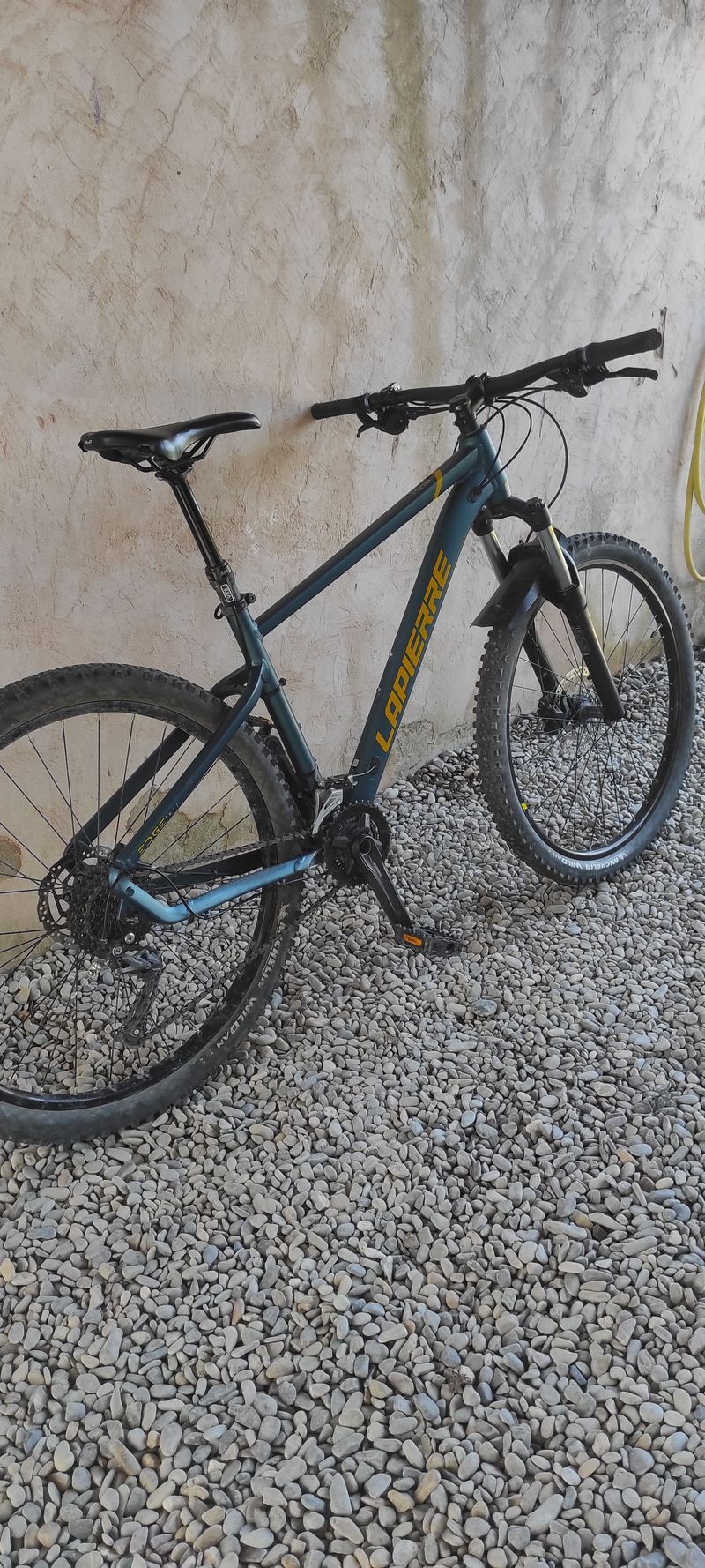 Used Lapierre Edge 5.7 2023 2023 Mountainbike, Blue, 27.5 — image 2 of 9