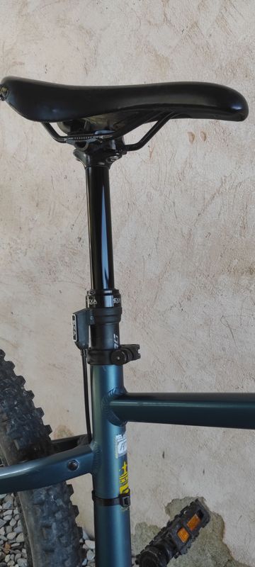 Used Lapierre Edge 5.7 2023 2023 Mountainbike, Blue, 27.5 — image 3 of 9