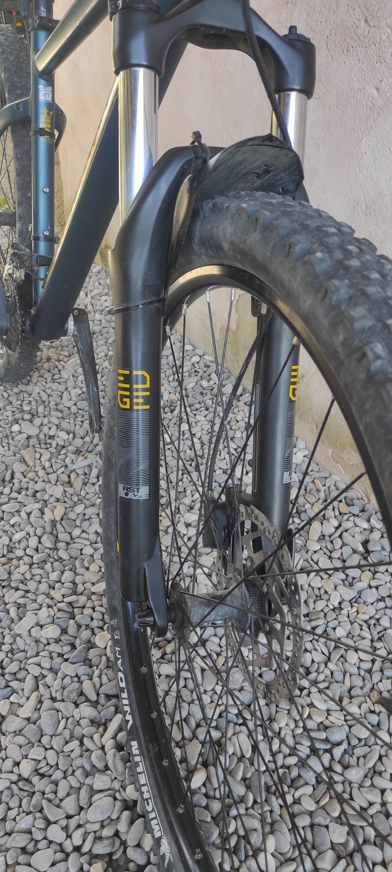 Used Lapierre Edge 5.7 2023 2023 Mountainbike, Blue, 27.5 — image 8 of 9