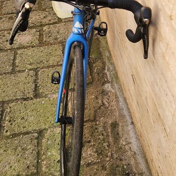 Used Canyon Ultimate CF SL Disc Ultegra 2019 2019 Road & Gravel, Blue — image 3 of 4