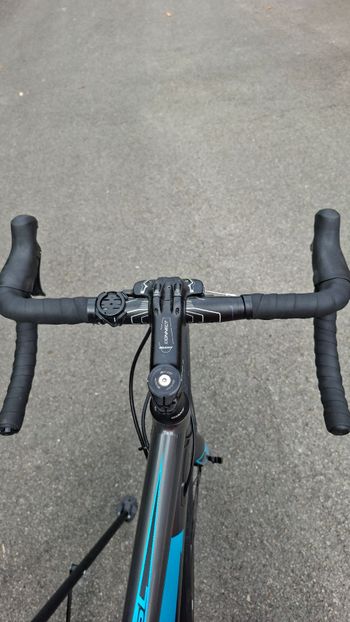 Used Giant Contend SL 2 Disc 2018 2018 Road & Gravel, Black — image 3 of 8