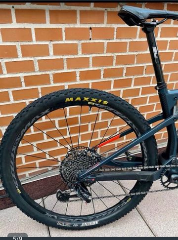 Używany Orbea OIZ M10 2019 2019 Mountainbike — zdjęcie 7 z 9