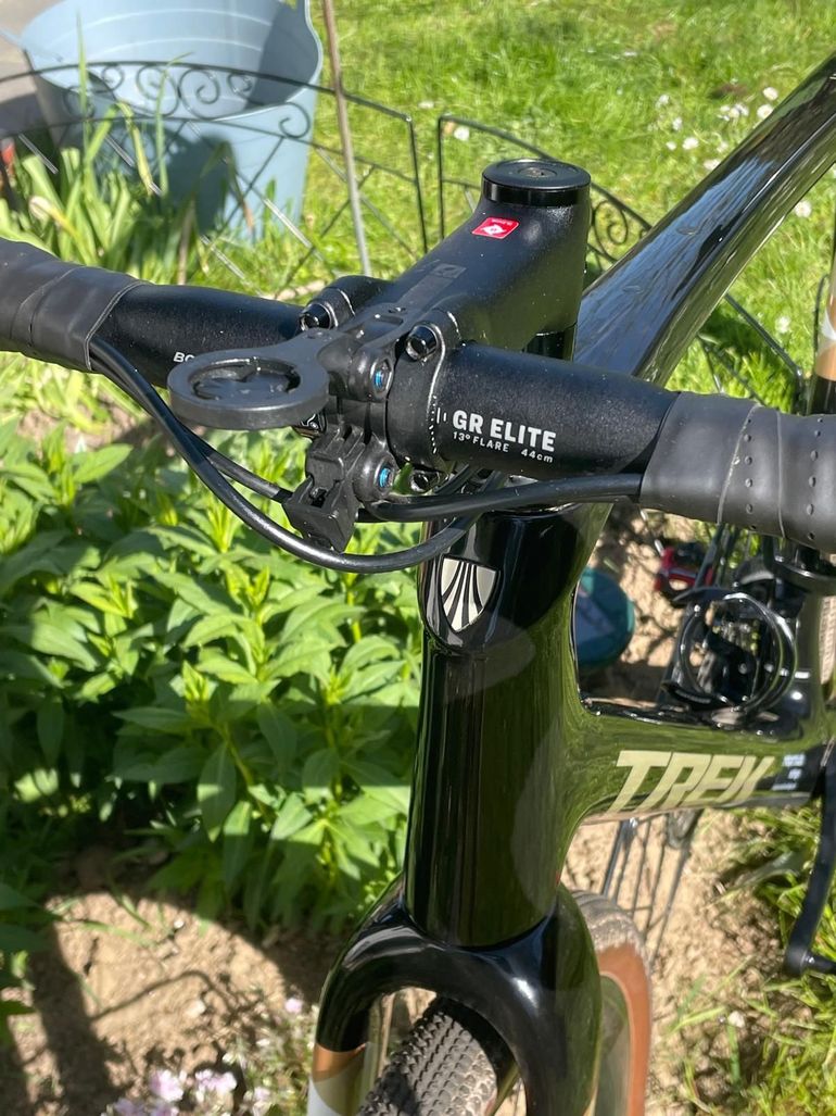 Used Trek Checkpoint Shimano GRX 2024 Road & Gravel, Black — image 5 of 8