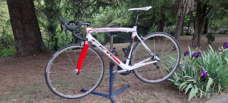 Used FRW FRW Custom Shimano Ultegra 2011 Road & Gravel, Bianco — image 2 of 9