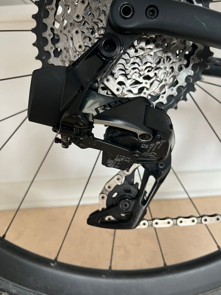 Used Specialized Crux SRAM Red eTap 2021 Road & Gravel — image 10 of 12