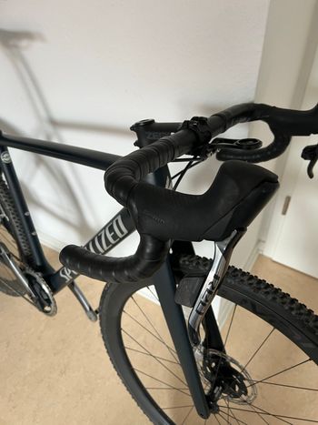 Used Specialized Crux SRAM Red eTap 2021 Road & Gravel — image 8 of 12