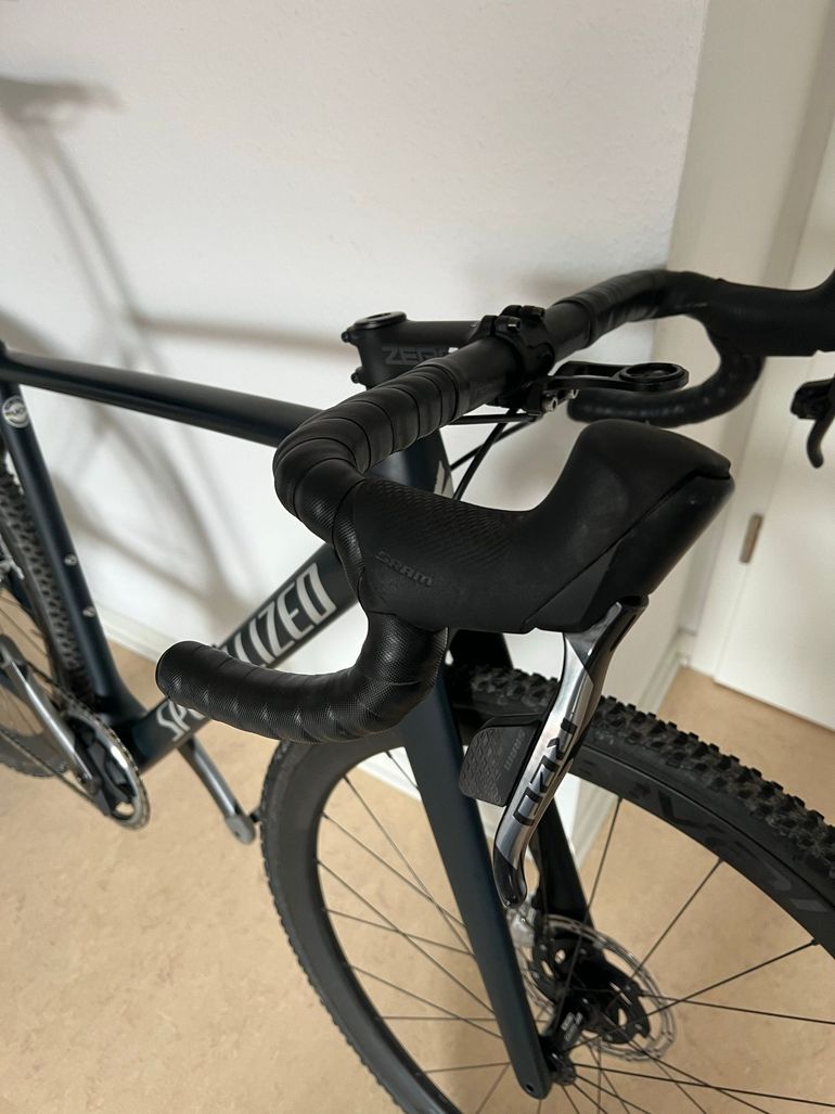 Used Specialized Crux SRAM Red eTap 2021 Road & Gravel — image 8 of 12