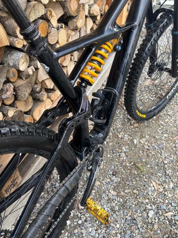 Used Specialized Enduro Coil 29/6Fattie 2019 2019 Mountainbike — image 10 of 11