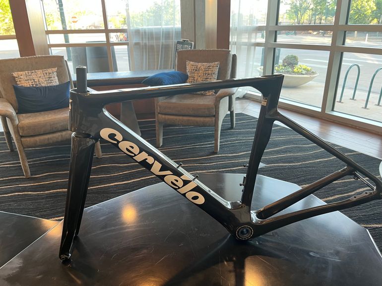 Used Cervélo Soloist Frameset 2024 Frameset 2024 Road & Gravel, Black — image 1 of 10