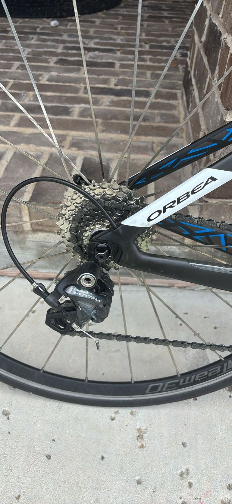 Used Orbea M20 2016 Road & Gravel, Black — image 3 of 4