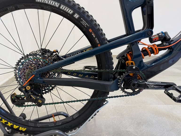 Used Santa Cruz Nomad CC XX1 2018 2018 Mountainbike — image 4 of 6