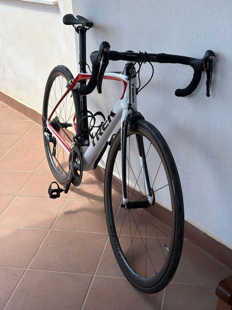 Used Trek Domane Shimano Ultegra 2016 Road & Gravel — image 3 of 4