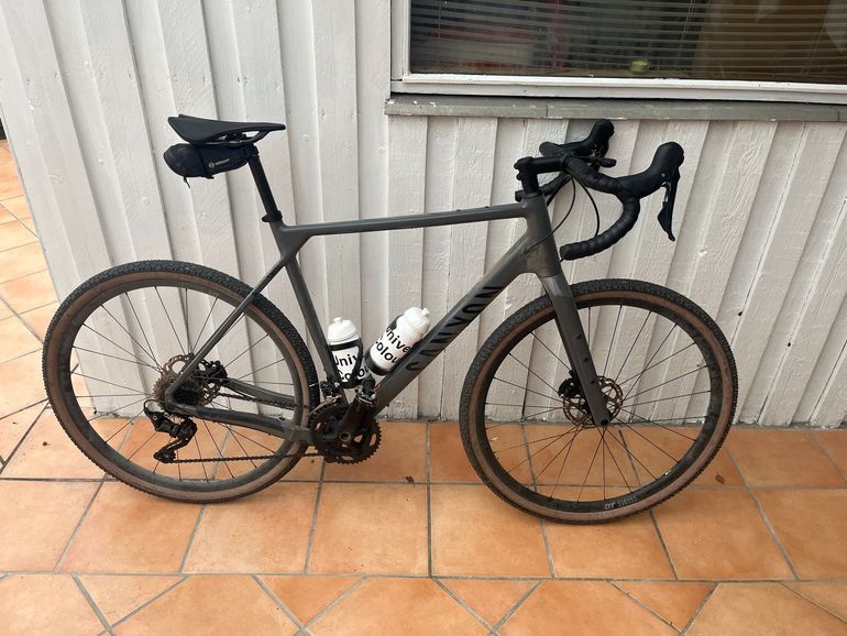 Used Canyon Grizl 6 2024 2024 Road & Gravel, Light Gray — image 2 of 3