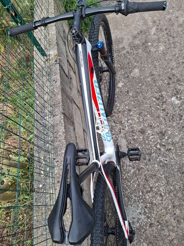 Brugt Specialized Stumpjumper Comp Carbon 29 2015 2015 Mountainbike — billede 3 af 7
