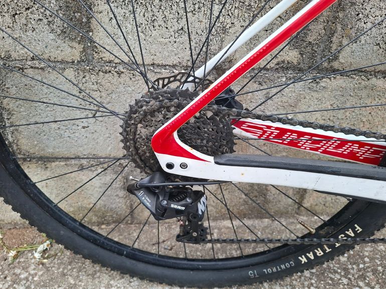 Used Specialized Stumpjumper Comp Carbon 29 2015 2015 Mountainbike — image 11 of 11