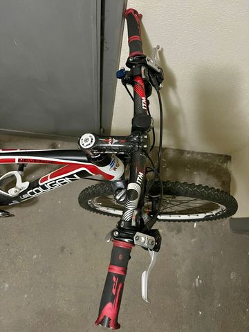 Used Lee Cougan Rampage Shimano Deore XT 2012 Mountainbike, Red — image 5 of 9