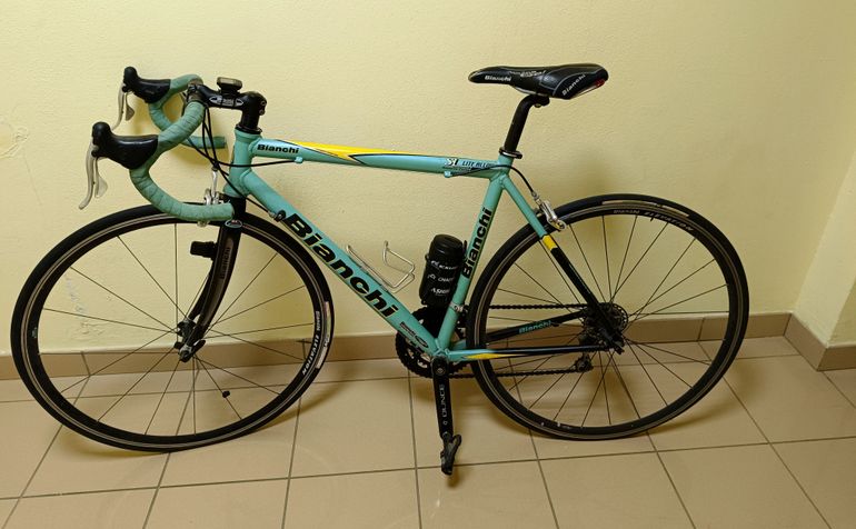 Used Bianchi Bianchi Sl Lite Alloy 2003 Road & Gravel — image 4 of 5