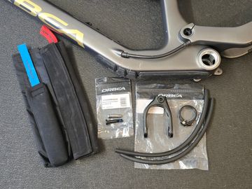 Used Orbea RALLON M-TEAM 2024 Frameset 2024 Mountainbike, Light Gray, 29, 27.5 — image 3 of 12
