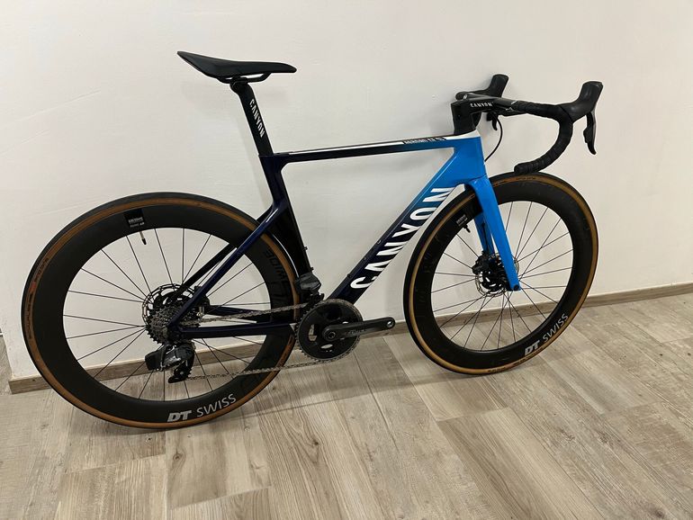 Used Canyon Aeroad CF SL Disc 8.0 ETAP 2020 2020 Road & Gravel — image 4 of 8