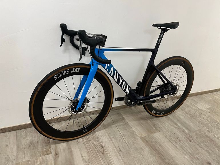 Used Canyon Aeroad CF SL Disc 8.0 ETAP 2020 2020 Road & Gravel — image 2 of 8