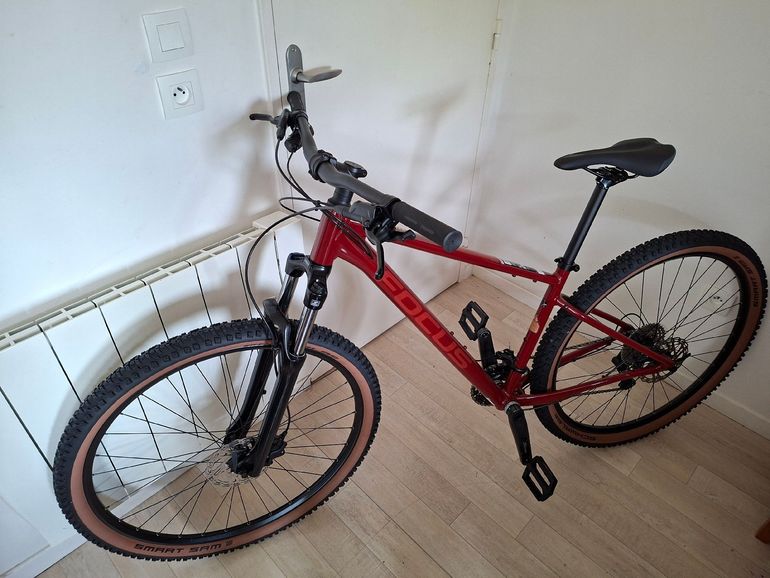Used Focus Whistler Shimano Deore 2022 Mountainbike — image 2 of 40